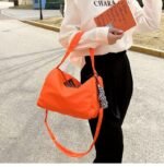 Bolsa Feminina Multiuso laranja